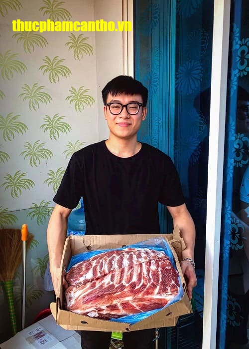 Sườn cánh buồm heo Nga Miratorg thùng 10kg, đông lạnh (14)