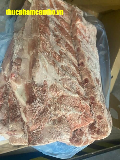 Sườn cánh buồm heo Nga Miratorg thùng 10kg, đông lạnh (20)