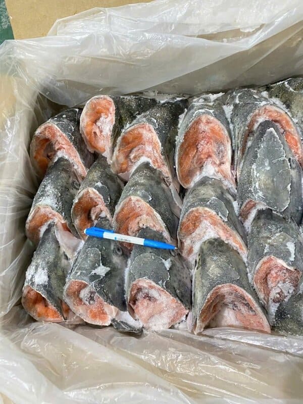 Đầu Cá Hồi Xếp Lớp Milarex Nhập Khẩu Ba Lan Size 500g Up Thùng 12kg (1)