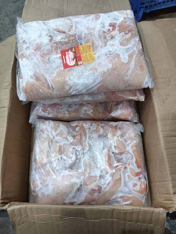 Ức Gà Phi Lê VietSan Có Da Hàng Việt Nam Thùng 20kg (6)