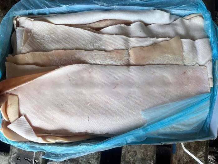 Da Lưng Heo Van Rooi Nhập Khẩu Hà Lan Đông Lạnh (6)